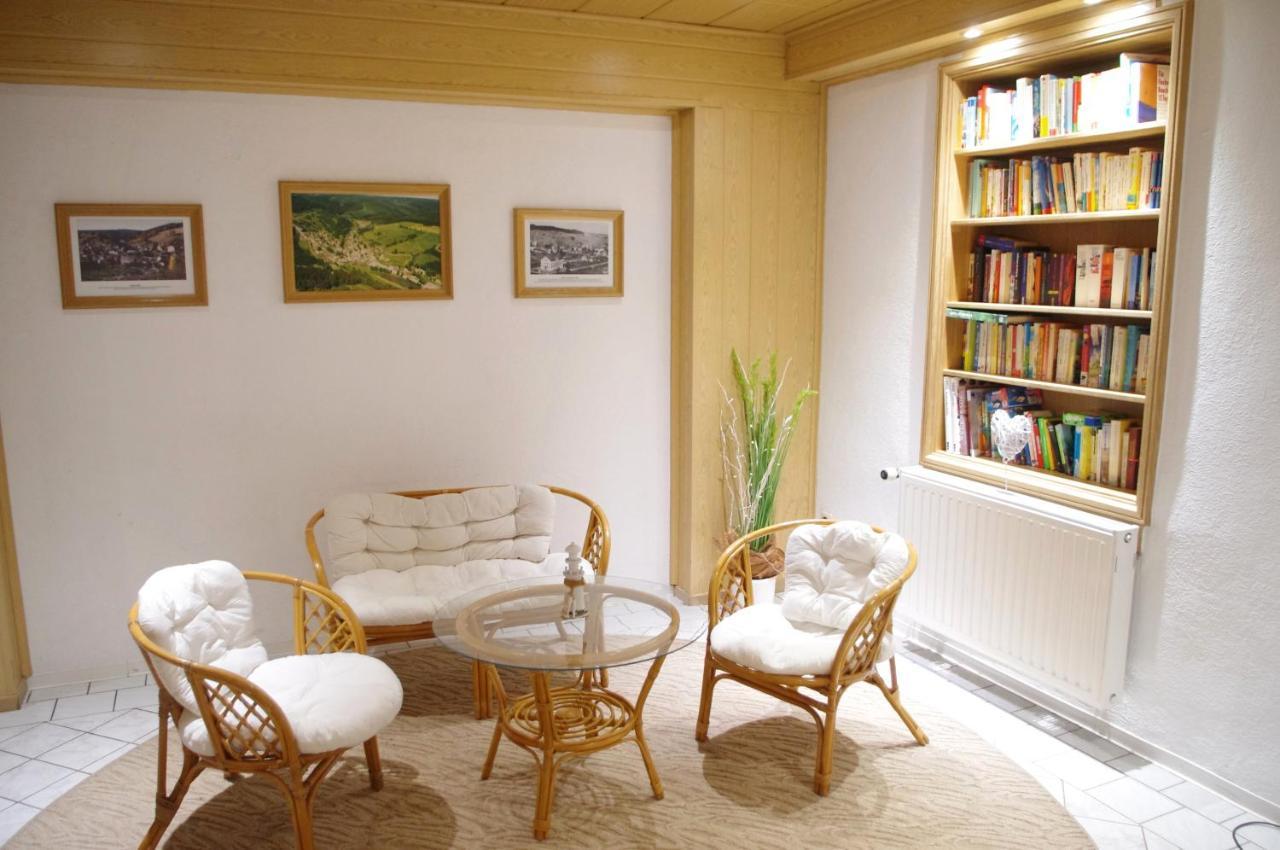 Hotel Gasthof Zum Walfisch Klingenthal Extérieur photo