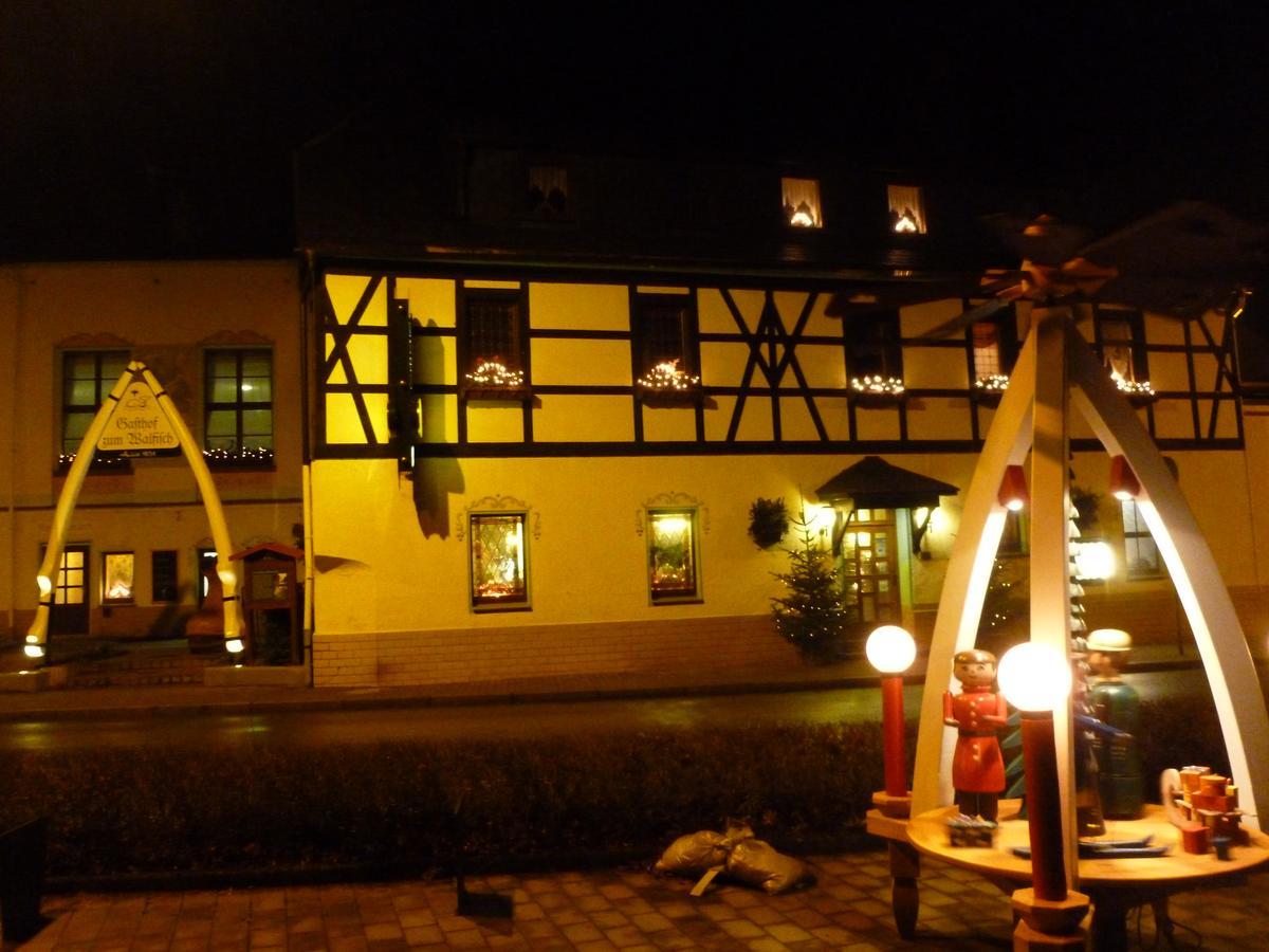 Hotel Gasthof Zum Walfisch Klingenthal Extérieur photo